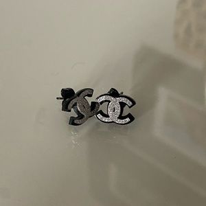 !Not Authentic! Chanel Stud Earrings